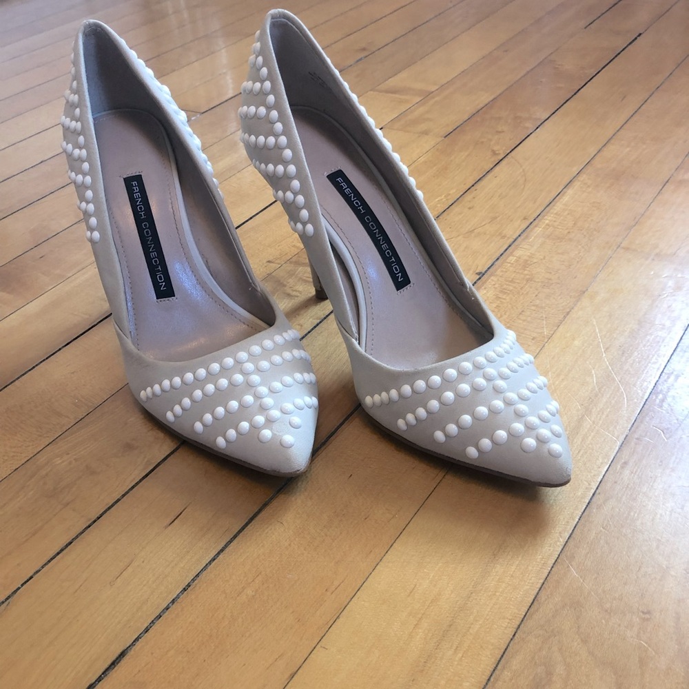French Connection grey/beige heels womens size 6.5